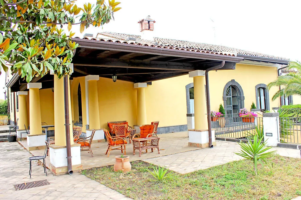 Villa San Gerardo Piedimonte Etneo Country house