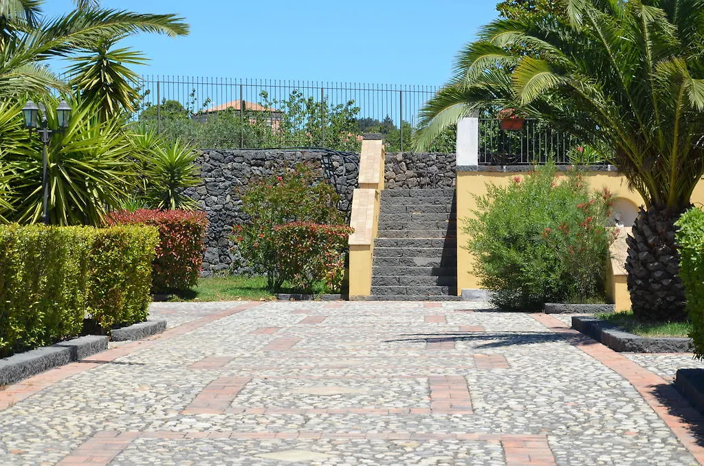 Country house Villa San Gerardo Piedimonte Etneo