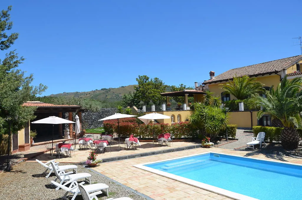 Villa San Gerardo Piedimonte Etneo 0*,  Italy